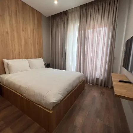 Ξενοδοχείο Habitat 4*