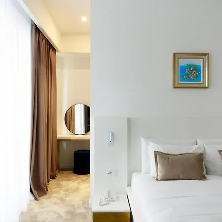 Habitat Otel Tiran