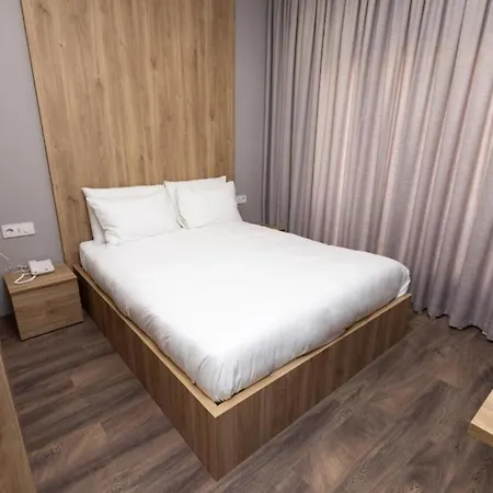 Habitat Ξενοδοχείο Τίρανα