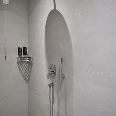 Otel Habitat Tiran