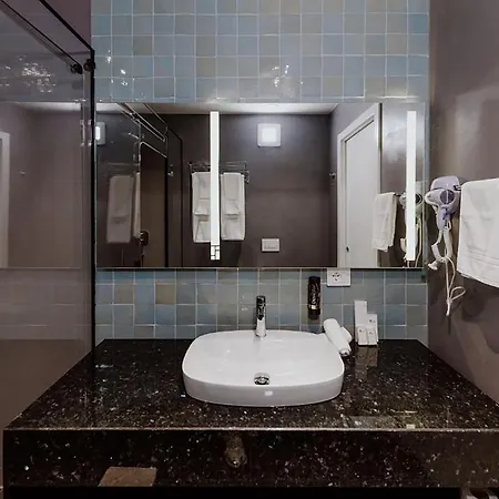 Habitat Ξενοδοχείο Τίρανα