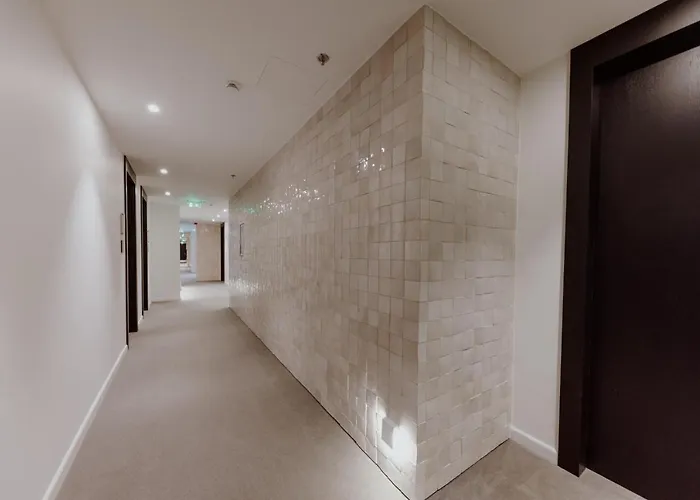 Habitat 4*